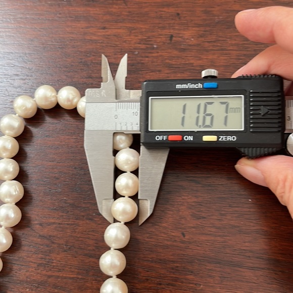 High quality cultured freshwater 11 mm pearl solid sterling silver necklace - Picture 9 of 12